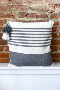 Liz Indoor/Outdoor Pillow